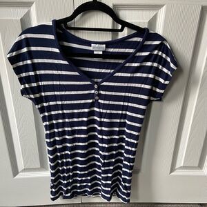 🍭4/$20 Motherhood Maternity Navy Striped Short Sleeve V-Neck Tee Shirt - S